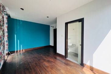 The Maisons, Perdana Lakeview East