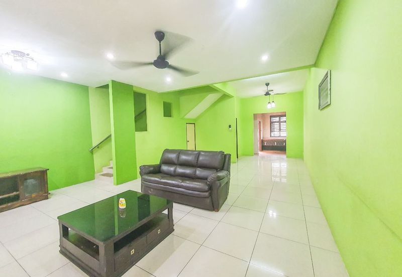 Perdana College Heights