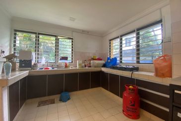 Kampung Datuk Keramat