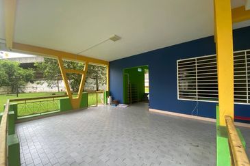 Kampung Datuk Keramat