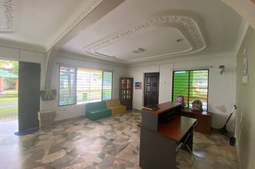 Kampung Datuk Keramat