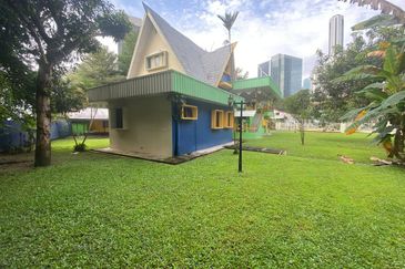 Kampung Datuk Keramat