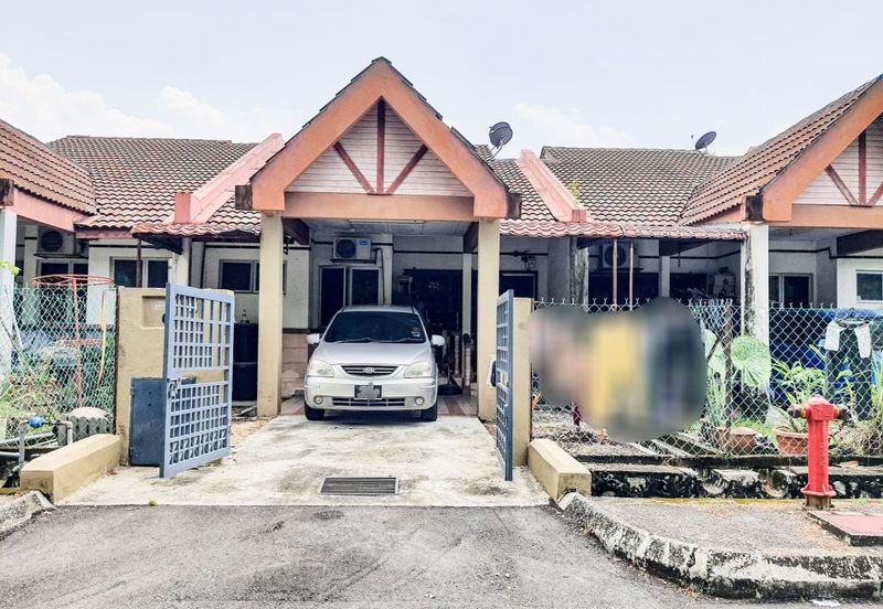 Bandar Tun Hussein Onn