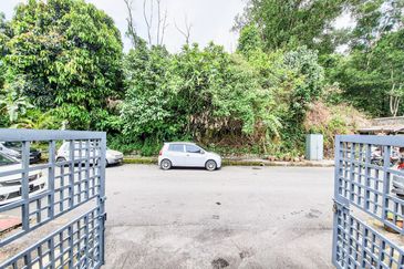 Bandar Tun Hussein Onn