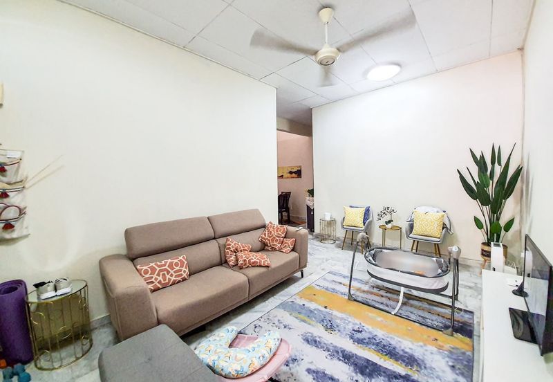 Bandar Tun Hussein Onn