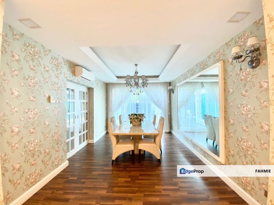 Fully renovated. Not facing other house. Freehold. Taman Bukit Kepayang. Seremban. , Negeri Sembilan, Seremban