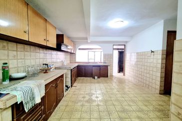 Not facing other house. Freehold. Taman Melawati. Kuala Lumpur. 