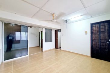 Not facing other house. Freehold. Taman Melawati. Kuala Lumpur. 