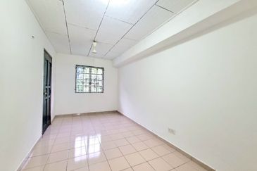 Not facing other house. Freehold. Taman Melawati. Kuala Lumpur. 