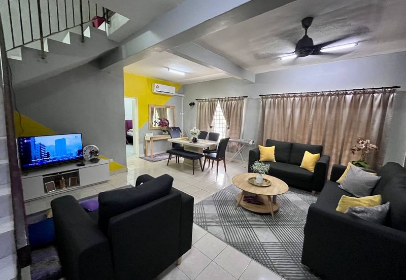 Corner lot. Not facing other house. Subang Bestari. Shah Alam. 