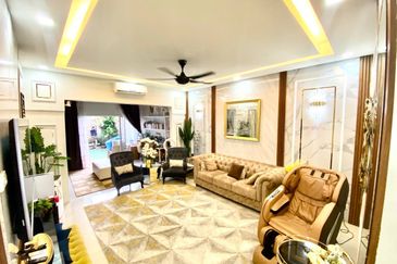 Fully renovated. Freehold. Taman Melawati. 