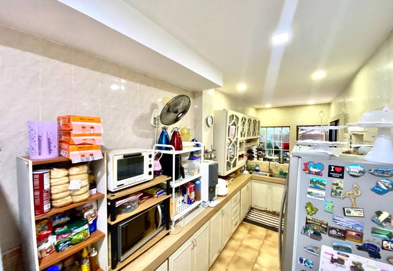 Fully renovated. Freehold. Taman Melawati. 