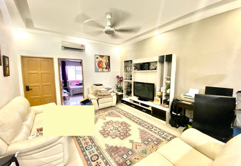 Fully renovated. Freehold. Taman Melawati. 