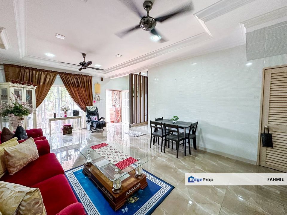 Tak mengadap rumah lain. Lake Vista. Taman Tasik Prima. Puchong. , Selangor, Puchong