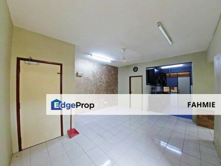 TIngkat 1. Sri Baiduri Apartment. Ukay Perdana. , Selangor, Ampang