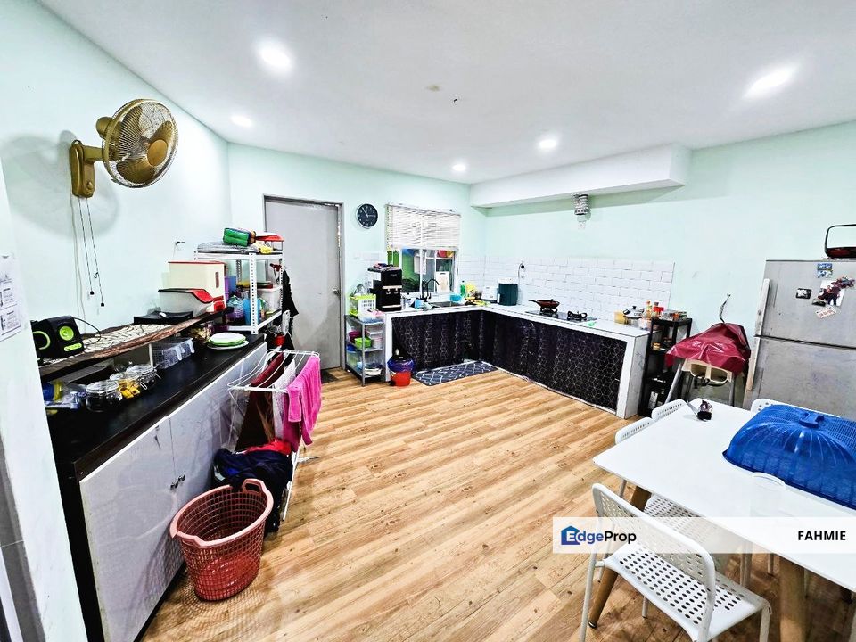 Lower floor. Freehold. Residen Mutiara. Bandar Country Homes. Rawang. , Selangor, Bandar Country Homes