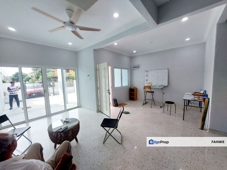 Fully refurbished. Taman Cempaka. Ampang. , Selangor, Ampang