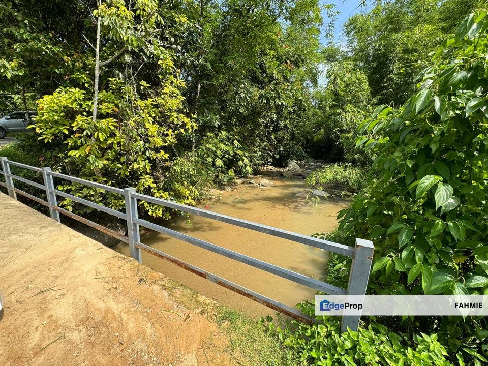 Laluan Sungai Depan Tanah. Janda Baik. Bentong. , Pahang, Bentong