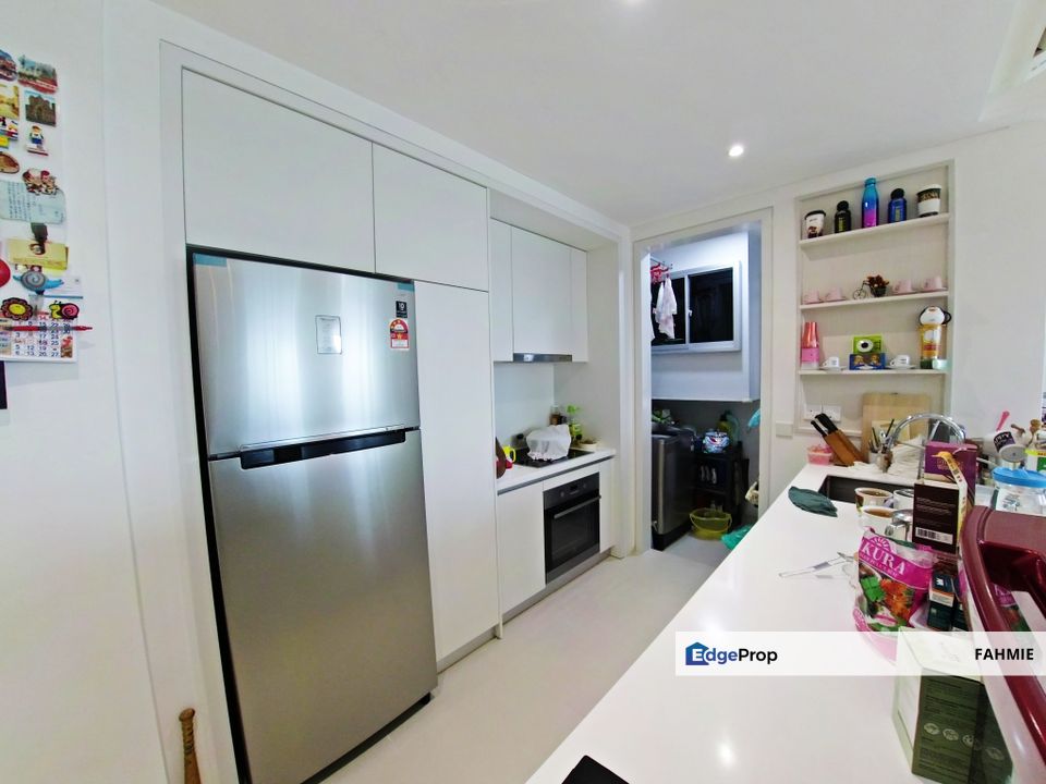 Fully renovated. Freehold. Cantara Residences. Ara Damansara. , Selangor, Ara Damansara