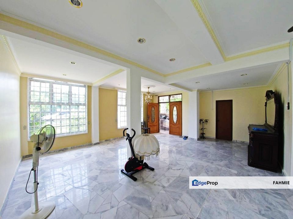 Paling murah. Fully renovated. Freehold. Non bumi lot. Rasah Kemayan. Seremban. , Negeri Sembilan, Seremban