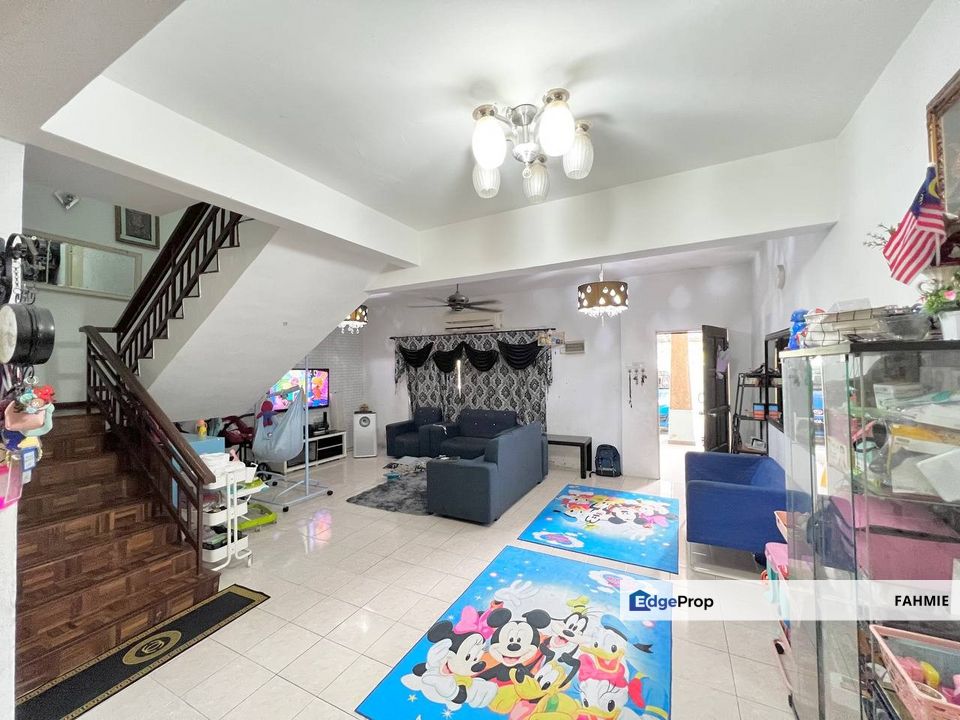 Tak mengadap rumah lain. Freehold. Seksyen 5. Bandar Bukit Mahkota. Bangi. , Selangor, Bangi