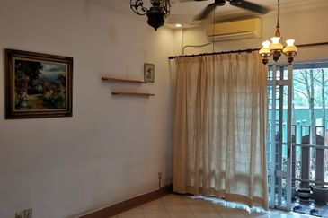 Perdana Exclusive Condominium