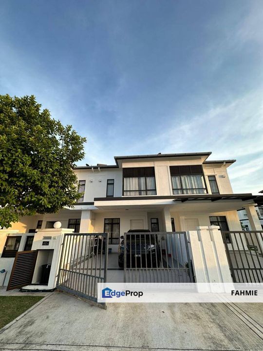 Tak mengadap rumah lain. Fully renovated. Eco Grandeur. Puncak Alam. , Selangor, Bandar Puncak Alam