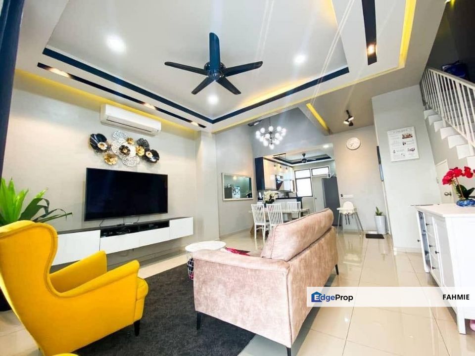 Tak mengadap rumah lain. Fully renovated. Eco Grandeur. Puncak Alam. , Selangor, Bandar Puncak Alam