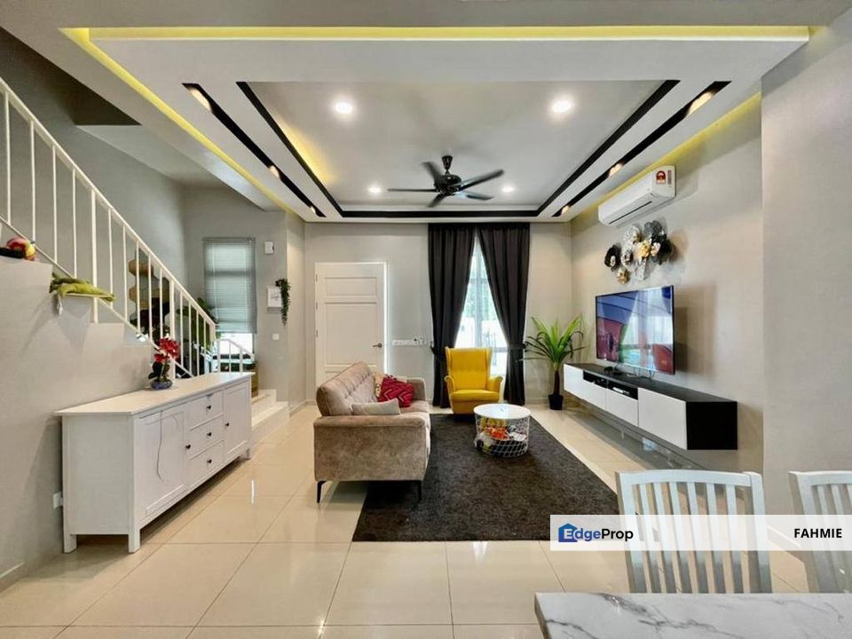 Tak mengadap rumah lain. Fully renovated. Eco Grandeur. Puncak Alam. , Selangor, Bandar Puncak Alam