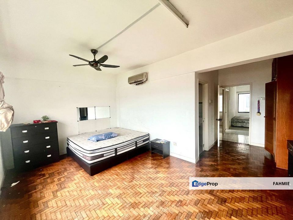 Non bumi lot. Tiara Ampang Condominium. Ampang. , Selangor, Ampang