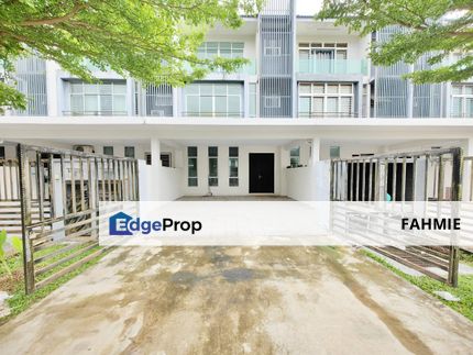 Freehold. Bare condition. Bangi Avenue. Bangi. , Selangor, Bangi