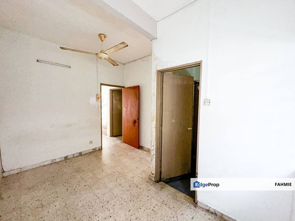 Murah. Renovated. SS7. Kelana Jaya. Petaling Jaya. , Selangor, Petaling Jaya