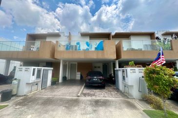 Casa Bluebell @ Cybersouth