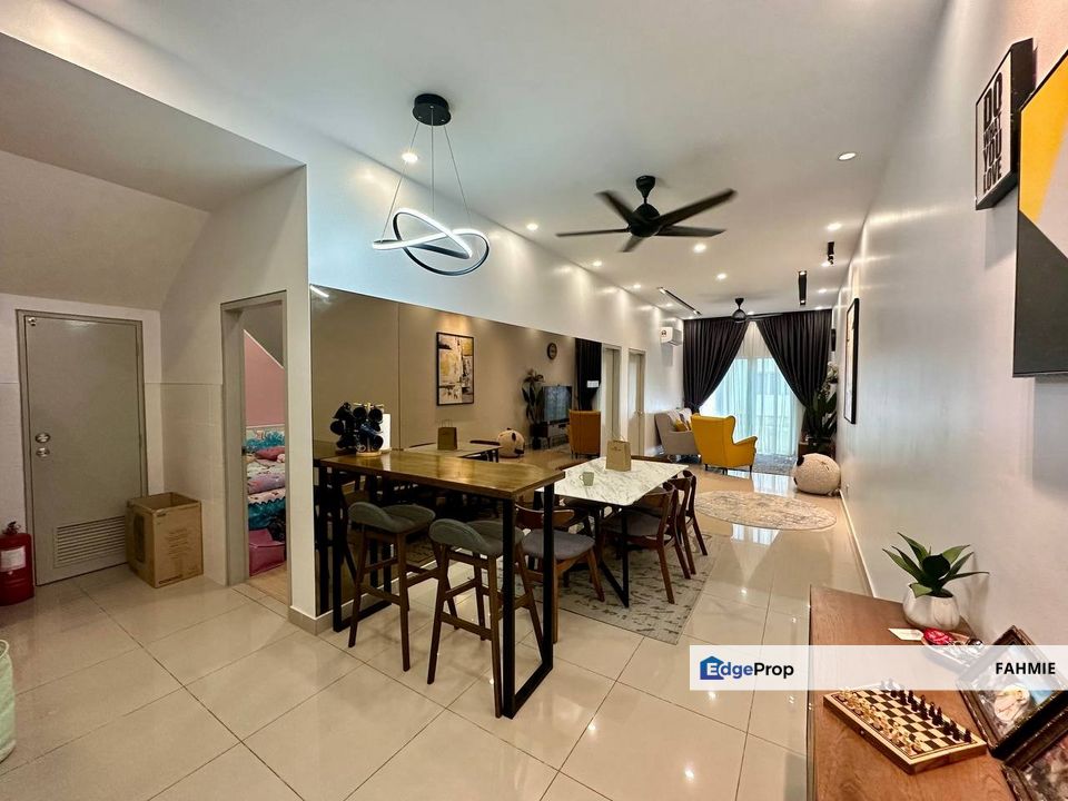 Lower unit. Fully renovated. Casa Bluebell. Cybersouth. Dengkil. , Selangor, Dengkil