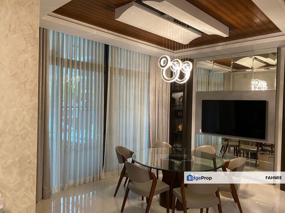 End lot. Fully renovated. Lake view at the back. Lakefields Reed. Sungai Besi. , Kuala Lumpur, Sungai Besi