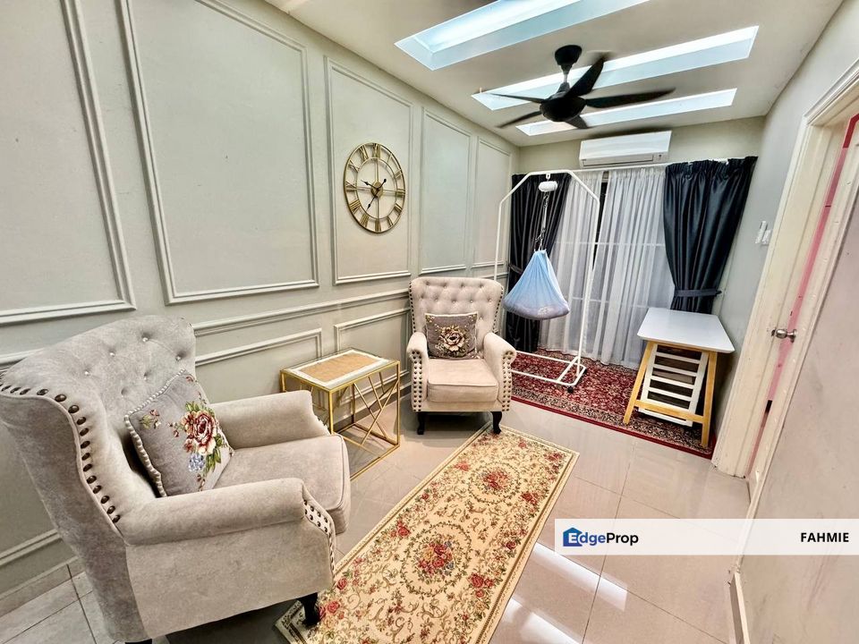 Fully renovated. Freehold. Laman 2. Bandar Seri Putra. Bangi. , Selangor, Bangi