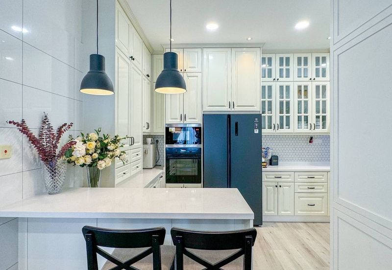 Lucent Residence @ twentyfive.7