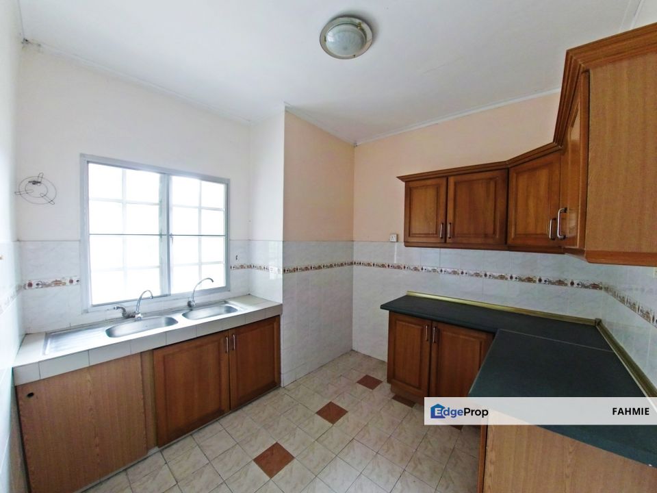 Not facing other unit. Upper unit. Templer Kenari. Templer Heights. Rawang. , Selangor, Rawang