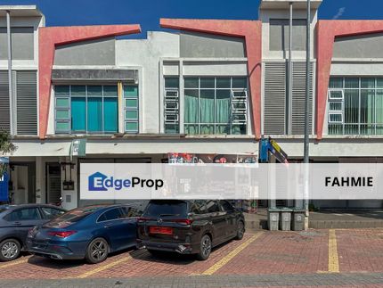 Freehold. Intermediate lot. Metropark. Bandar Sri Sendayan. Seremban. , Negeri Sembilan, Seremban