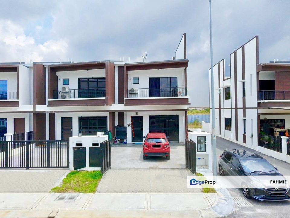 Fully renovated. End lot. Non bumi lot. Myra Alam. Puncak Alam. , Selangor, Bandar Puncak Alam