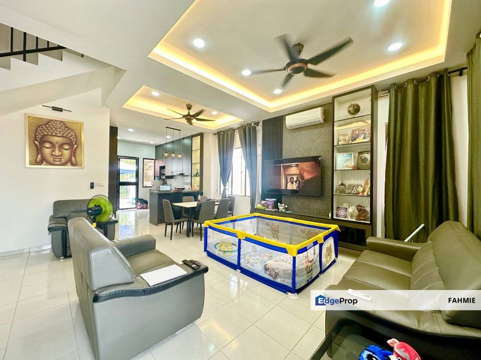 Fully renovated. End lot. Non bumi lot. Myra Alam. Puncak Alam. , Selangor, Bandar Puncak Alam