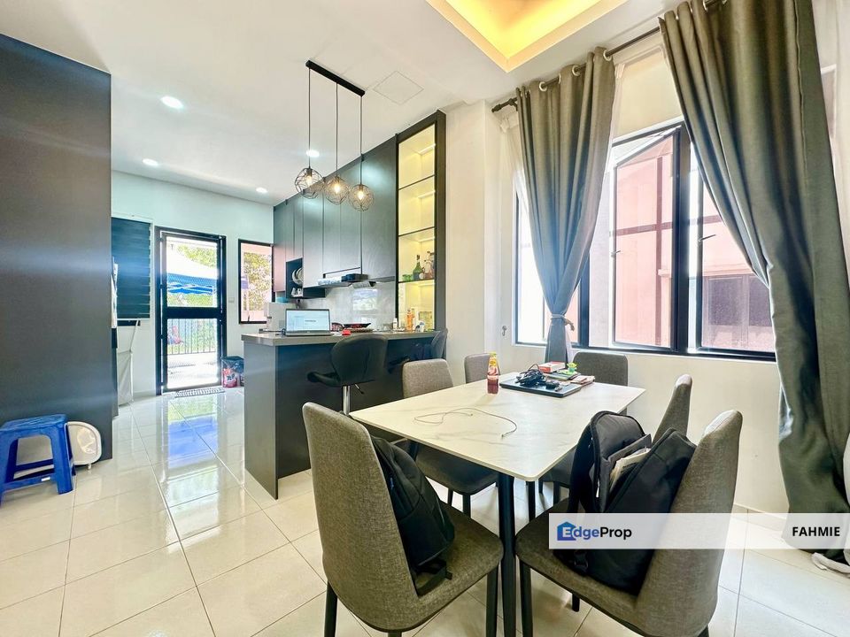 Fully renovated. End lot. Non bumi lot. Myra Alam. Puncak Alam. , Selangor, Bandar Puncak Alam