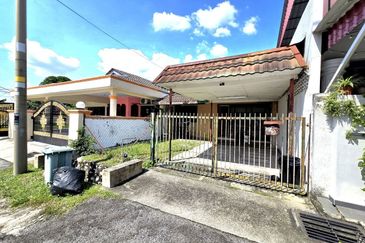 Kampung Tasik Tambahan