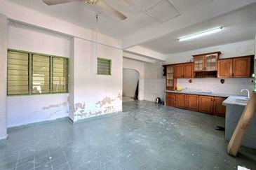 Kampung Tasik Tambahan