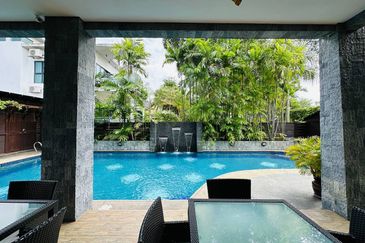 Perdana Lakeview East