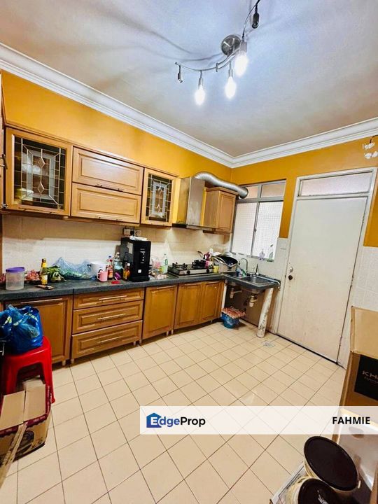 Renovated. Jalan Sepah Puteri. Seksyen 5. Kota Damansara. , Selangor, Kota Damansara