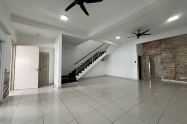 NILAI IMPIAN (LAMAN AZALEA)