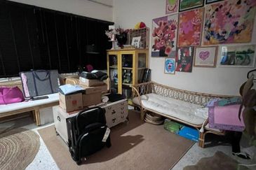 Renovate. Freehold. Taman Melawati. 