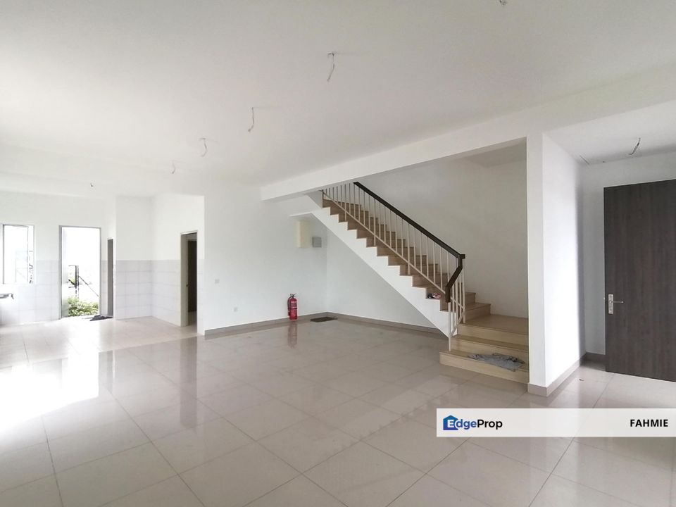 End lot. Freehold. Amani. Serenia City. Sepang. , Selangor, Dengkil
