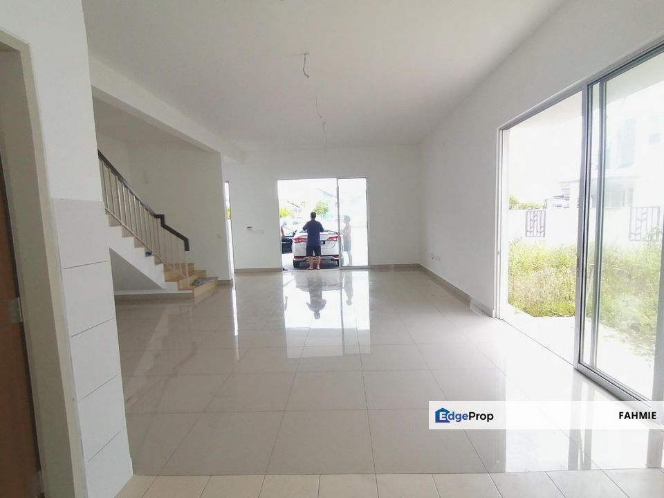 End lot. Freehold. Amani. Serenia City. Sepang. , Selangor, Dengkil